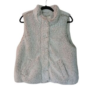 Thread & Supply Cozy And Soft Gray Sherpa Vest Size Large